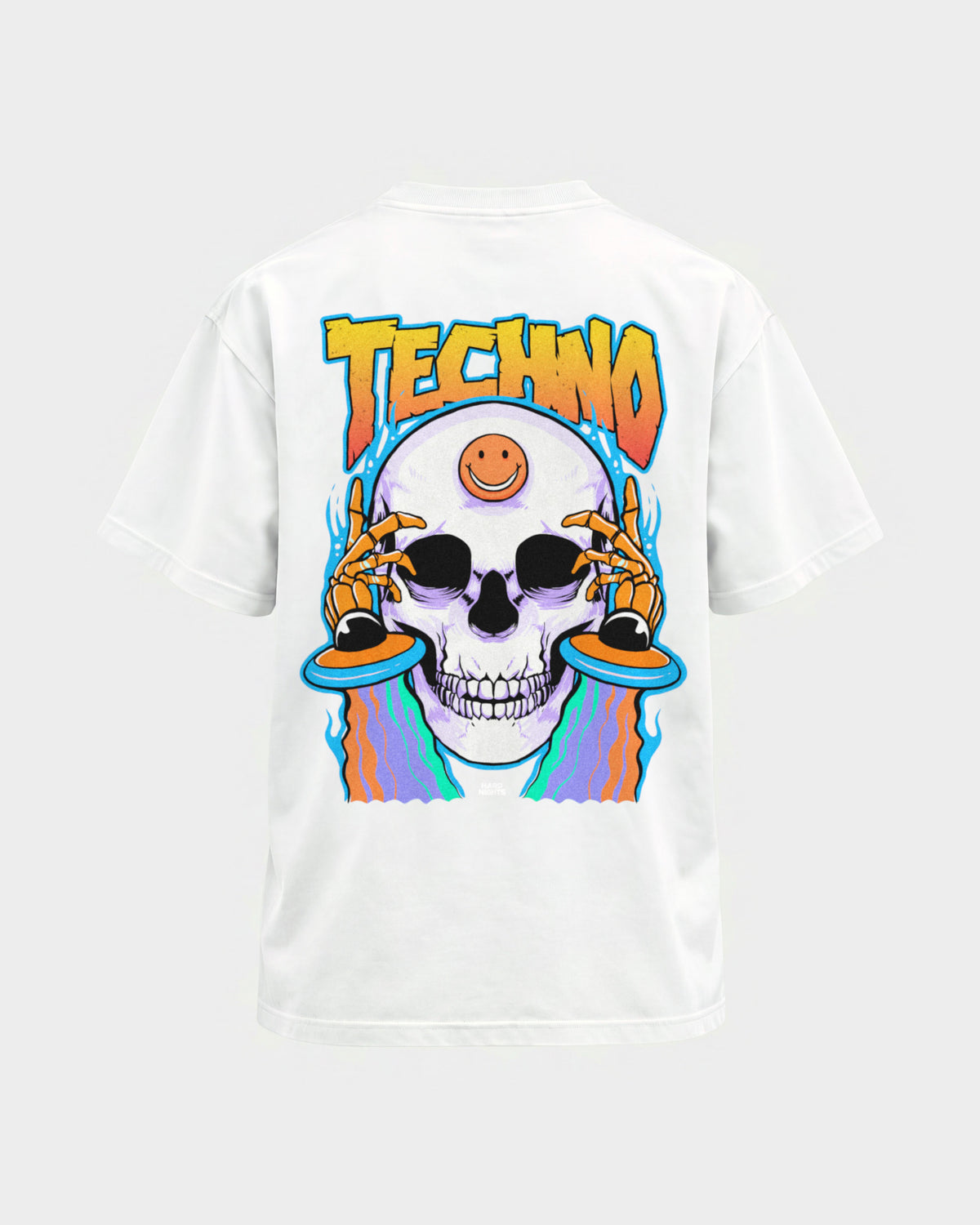 Trippy Techno Skull – Basic Shirt in Weiß, Rückenprint – Hard Nights