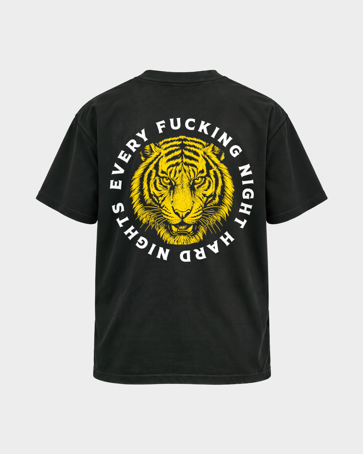 Every fuckin night – Basic Shirt in Schwarz, Rückenprint – Hard Nights