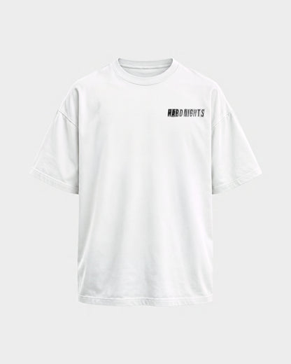 Hard Nights every time – Oversized Shirt in Weiß, Frontprint – Hard Nights