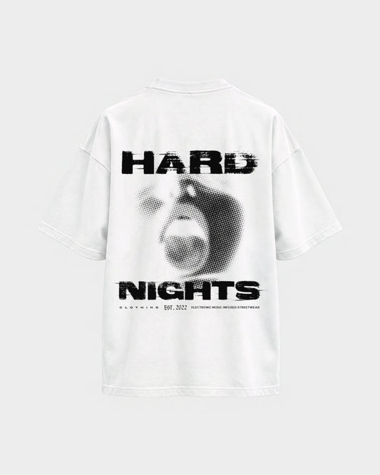Night Face – Oversized Shirt in Weiß, Rückenprint – Hard Nights