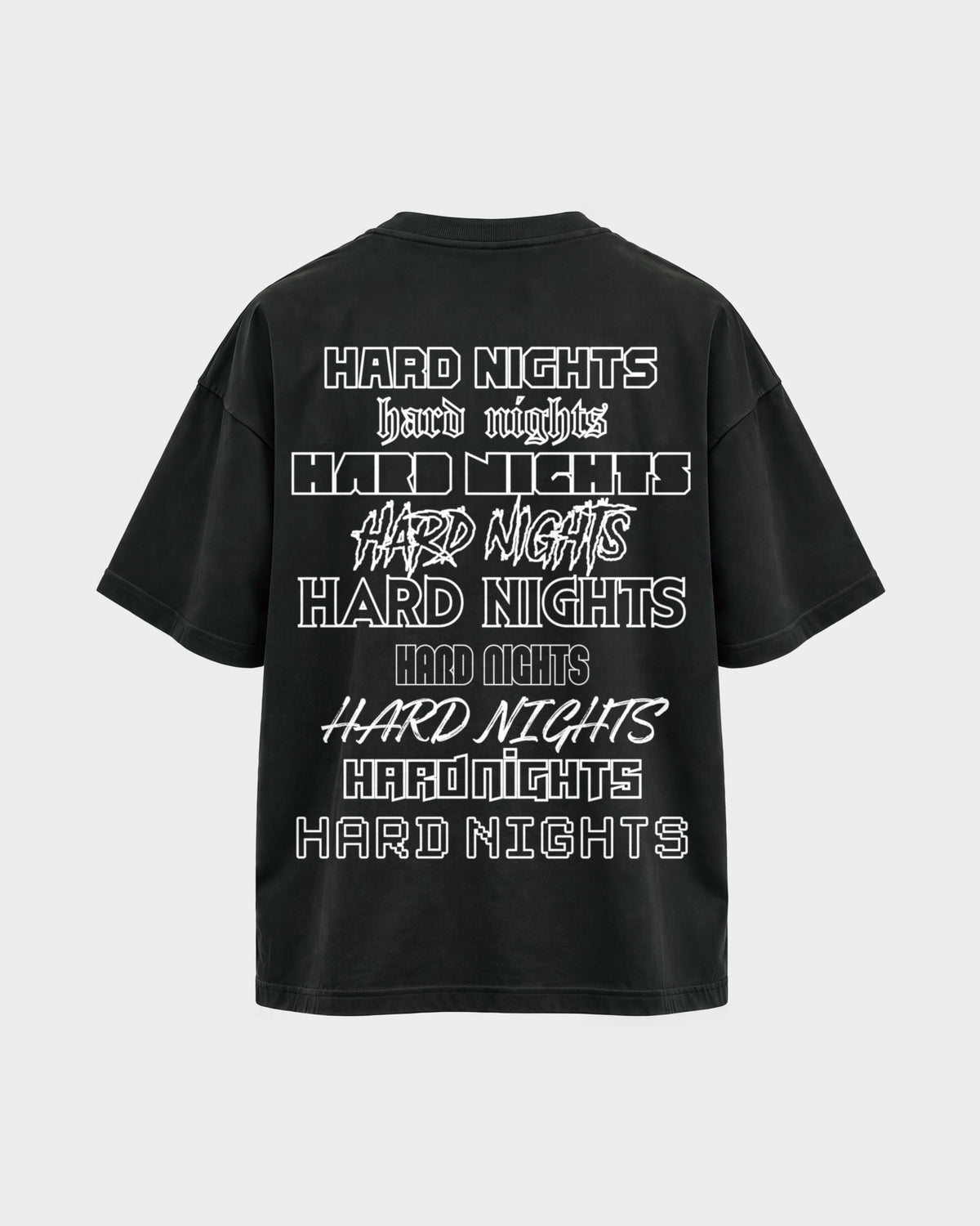 Okay – Oversized Shirt in Schwarz, Rückenprint – Hard Nights