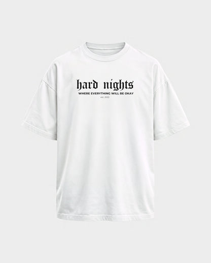 Okay – Oversized Shirt in Weiß, Frontprint – Hard Nights