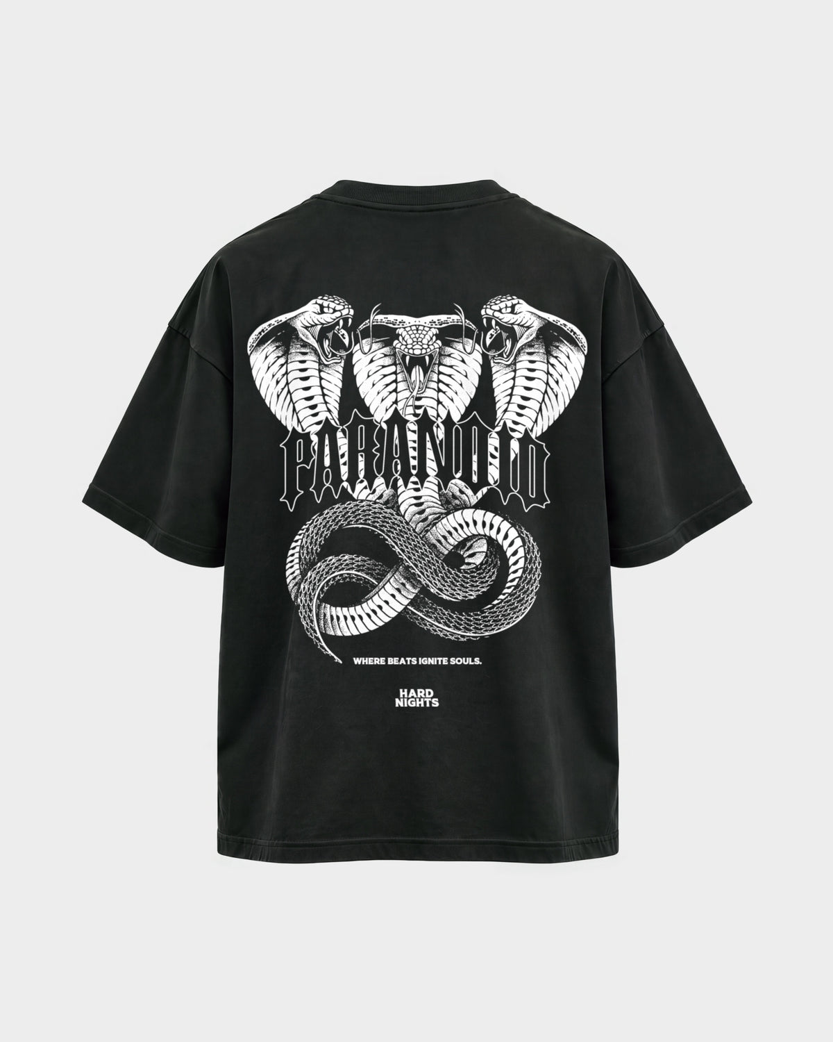 Paranoid Snake – Oversized Shirt in Schwarz, Rückenprint – Hard Nights