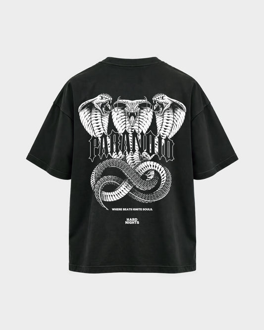 Paranoid Snake – Oversized Shirt in Schwarz, Rückenprint – Hard Nights