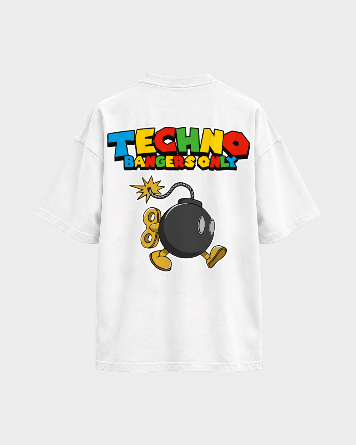 Techno Bangers Only – Oversized Shirt in Weiß, Rückenprint – Hard Nights