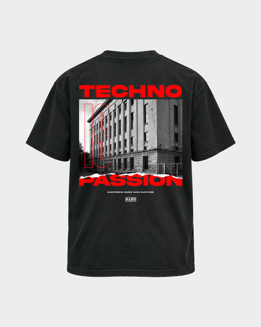 Techno is passion – Basic Shirt in Schwarz, Rückenprint – Hard Nights