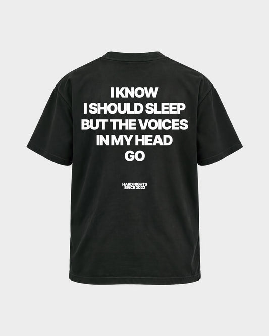 Voices in my head – Basic Shirt in Schwarz, Rückenprint – Hard Nights