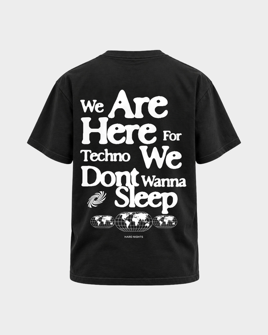 We are here for techno – Basic Shirt in Black – Rückansicht